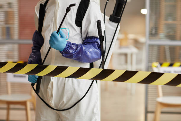 Professional Biohazard technician working in Highland, AR